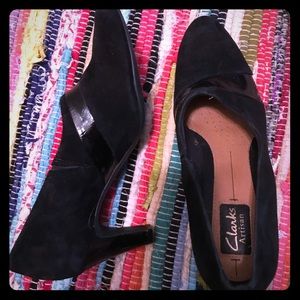 Clark’s artisan size 8.5 low pump